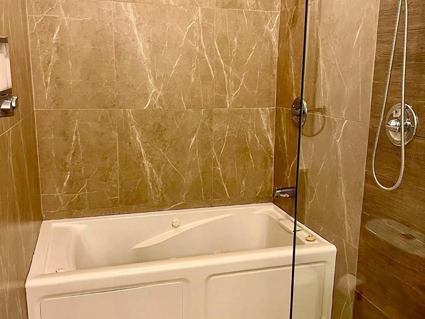 Ocean Front Apartments Arecibo