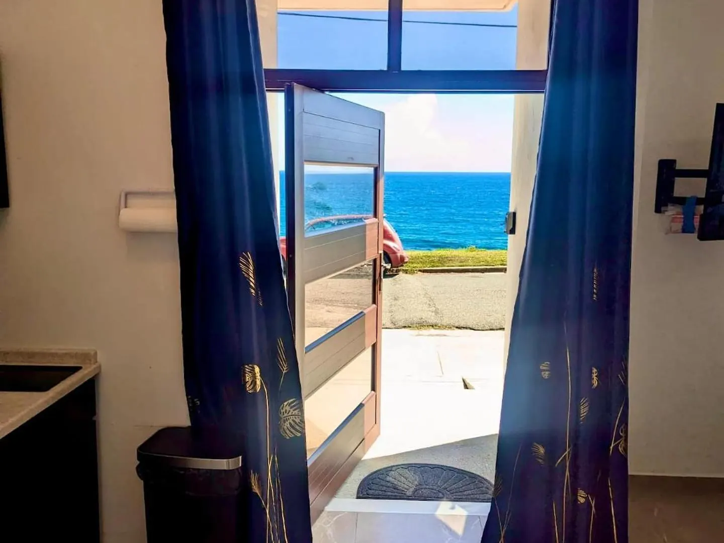 Ocean Front Apartments Arecibo 0*,  Puerto Rico
